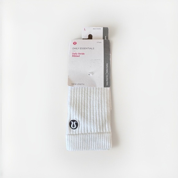 New Size Large 9-11 Lululemon Daily Stride Quarter Socks 3 Pack White Ribbed - Picture 1 of 4